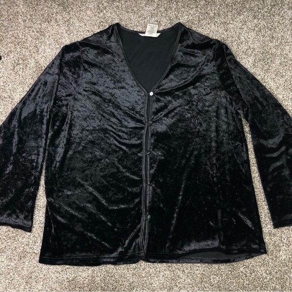 Secret Treasures Women’s Black Button Down Pajama Shirt Size 1XL - Picture 1 of 4